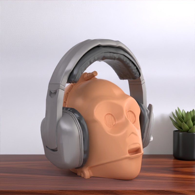 C3PO Inspired Headphone Stand – Sci-Fi Desk Display for Gamers & Collectors