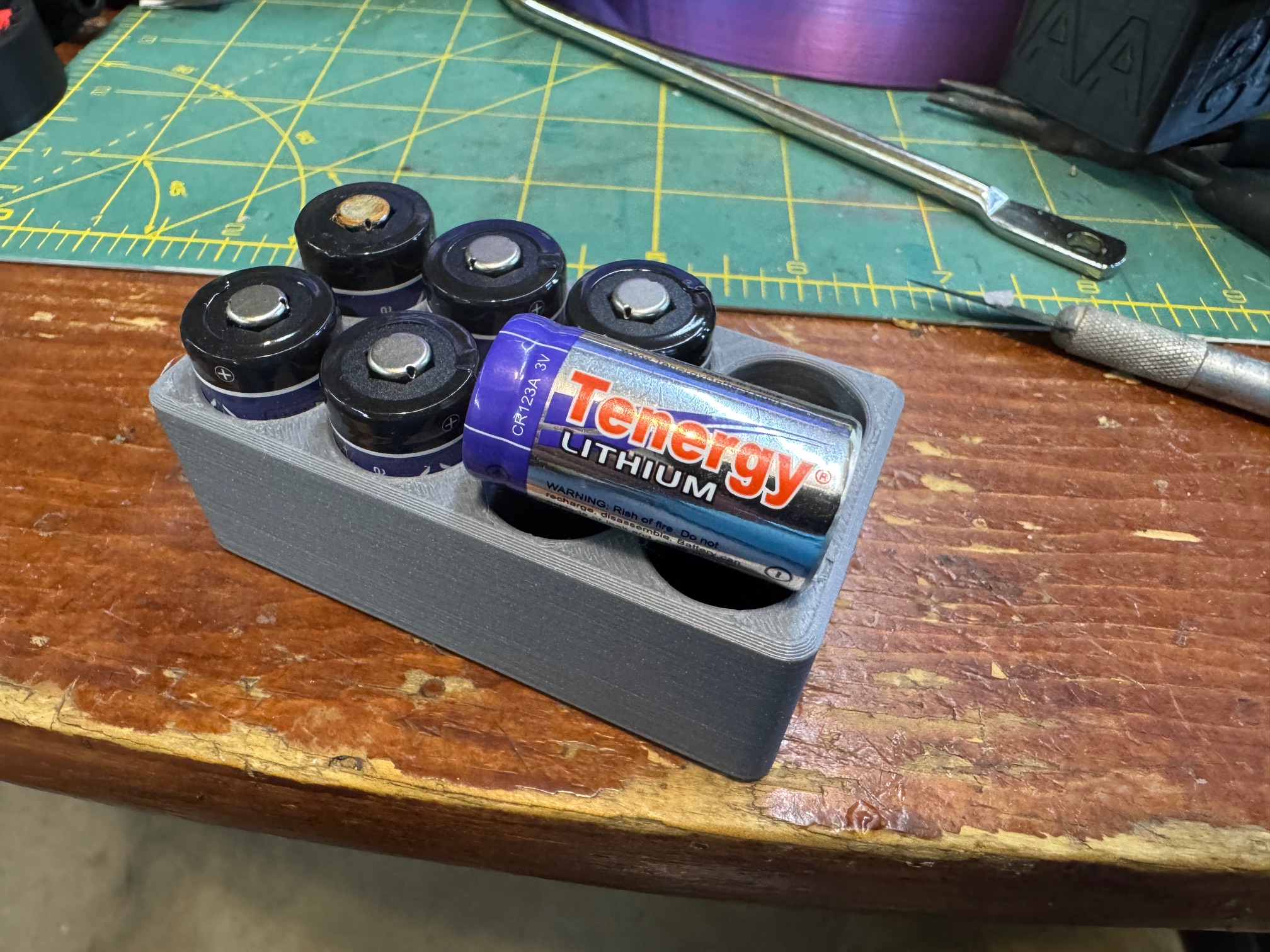 battery storage CR123