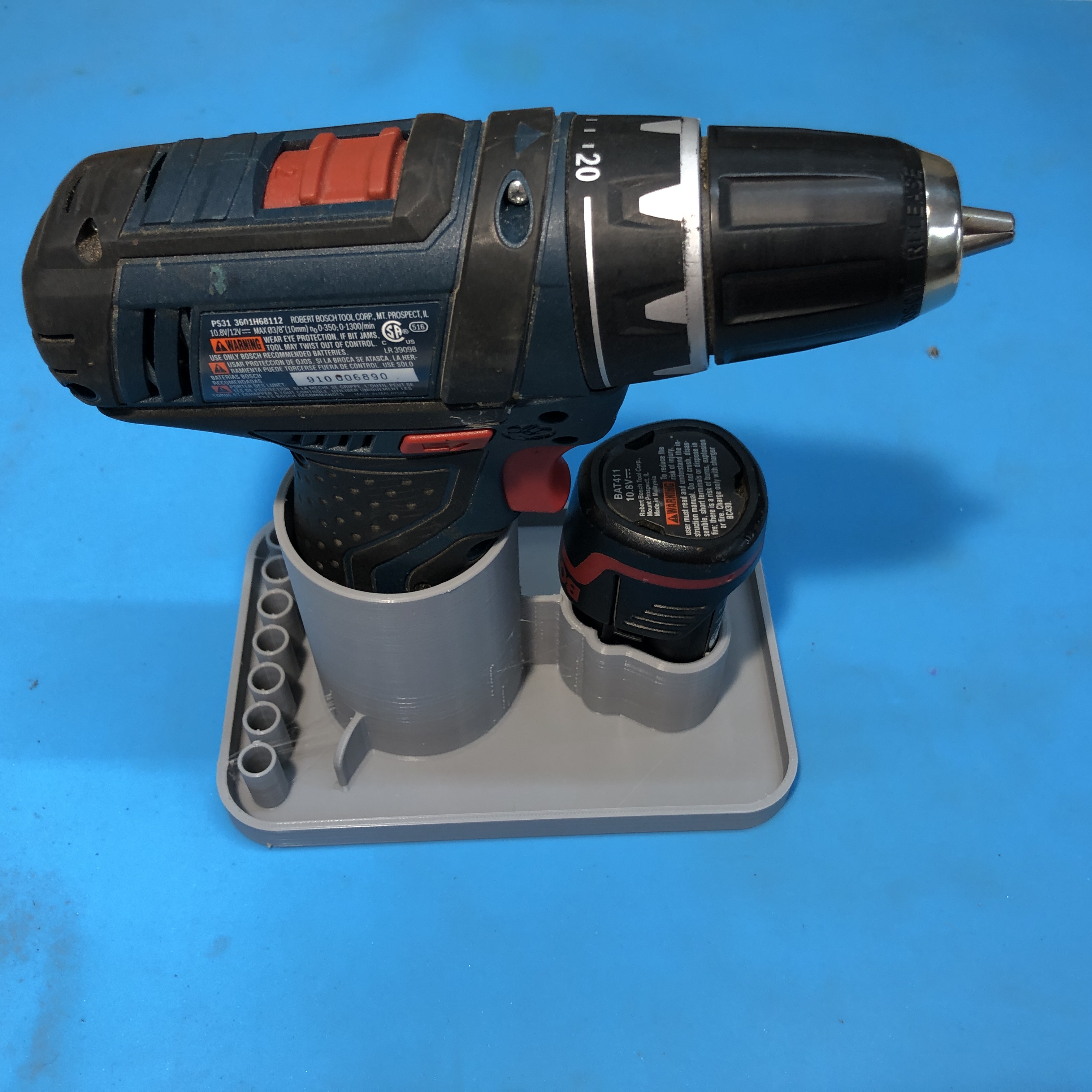 Bosch 12 volt drill stand with space for battery black