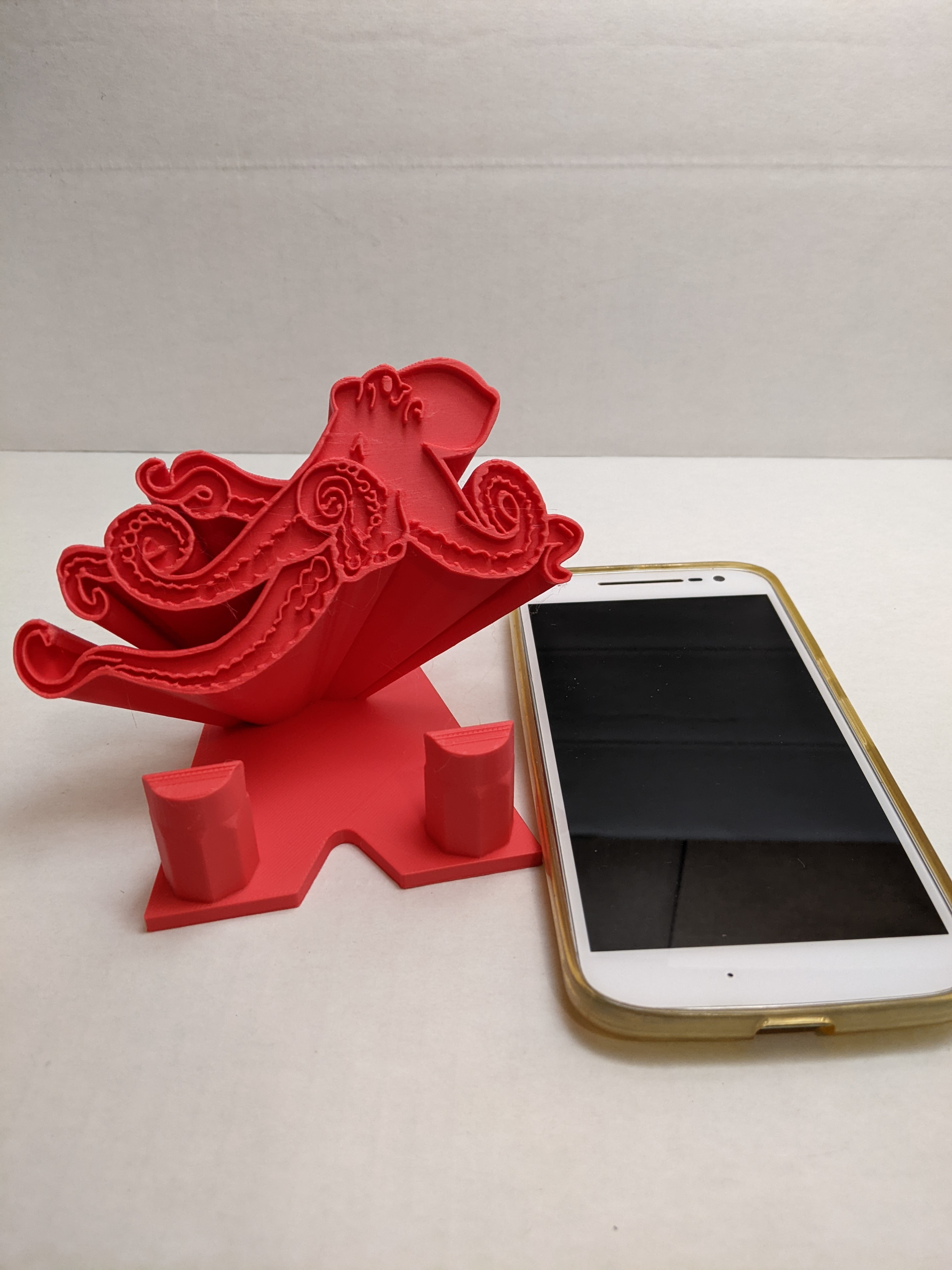 Whimsical Phone Stand – Cute Desk Holder for Smartphones