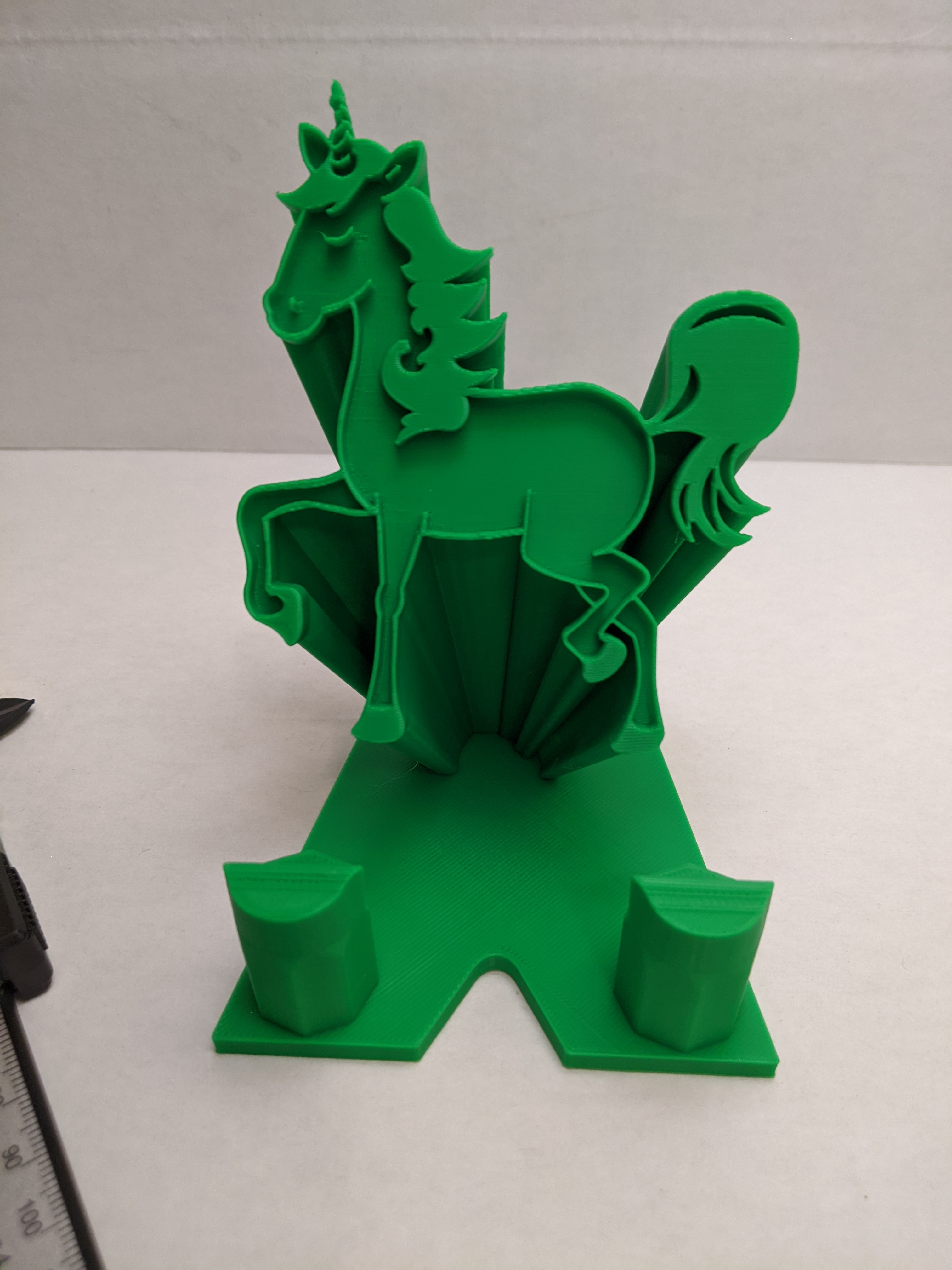 Whimsical Phone Stand – Cute Desk Holder for Smartphones