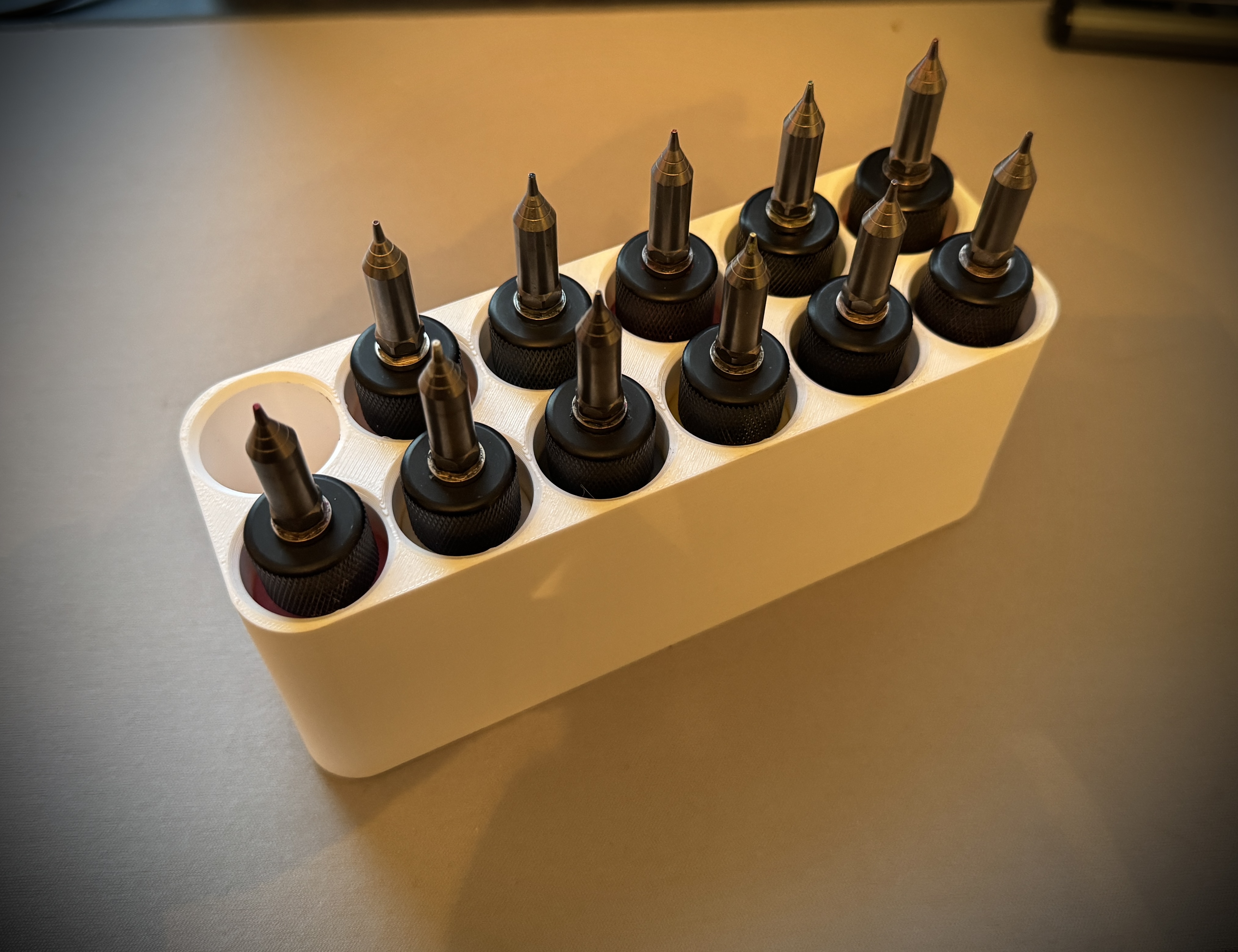 Zero Hero Quick Change Airbrush Cartridge Caddy