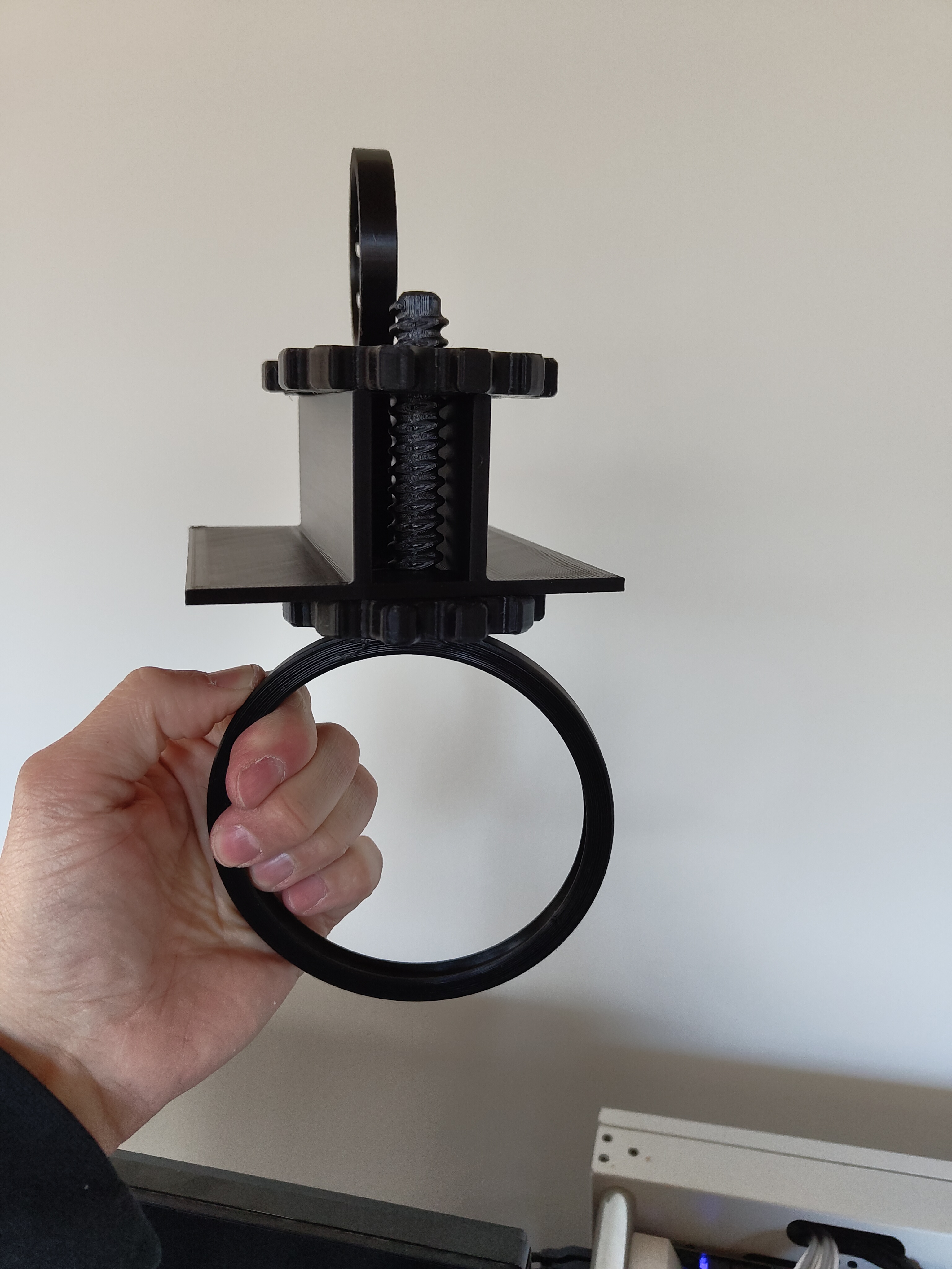 Metal Truss Wire Ring 2"