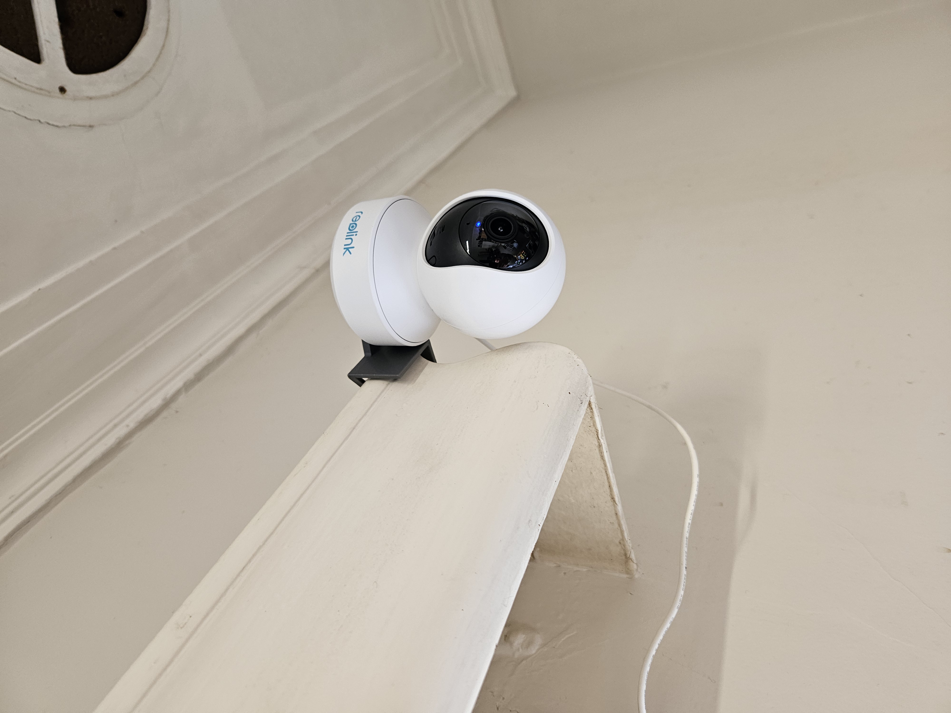 Reolink E1 Pro Corner Mount Bracket | 3D Printed Window Frame & Ledge Camera Mount