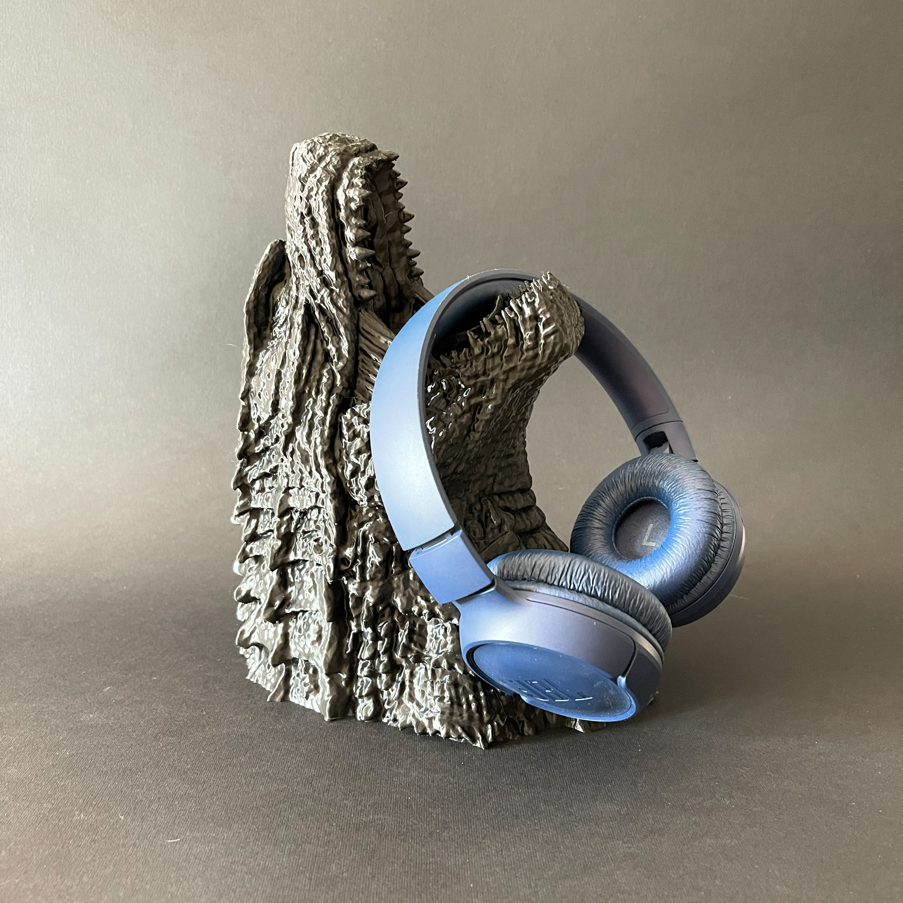 Godzilla Headphone Holder | 3d Printed Headset Stand | Custom Gamer Gifts | Gaming Desk Decor