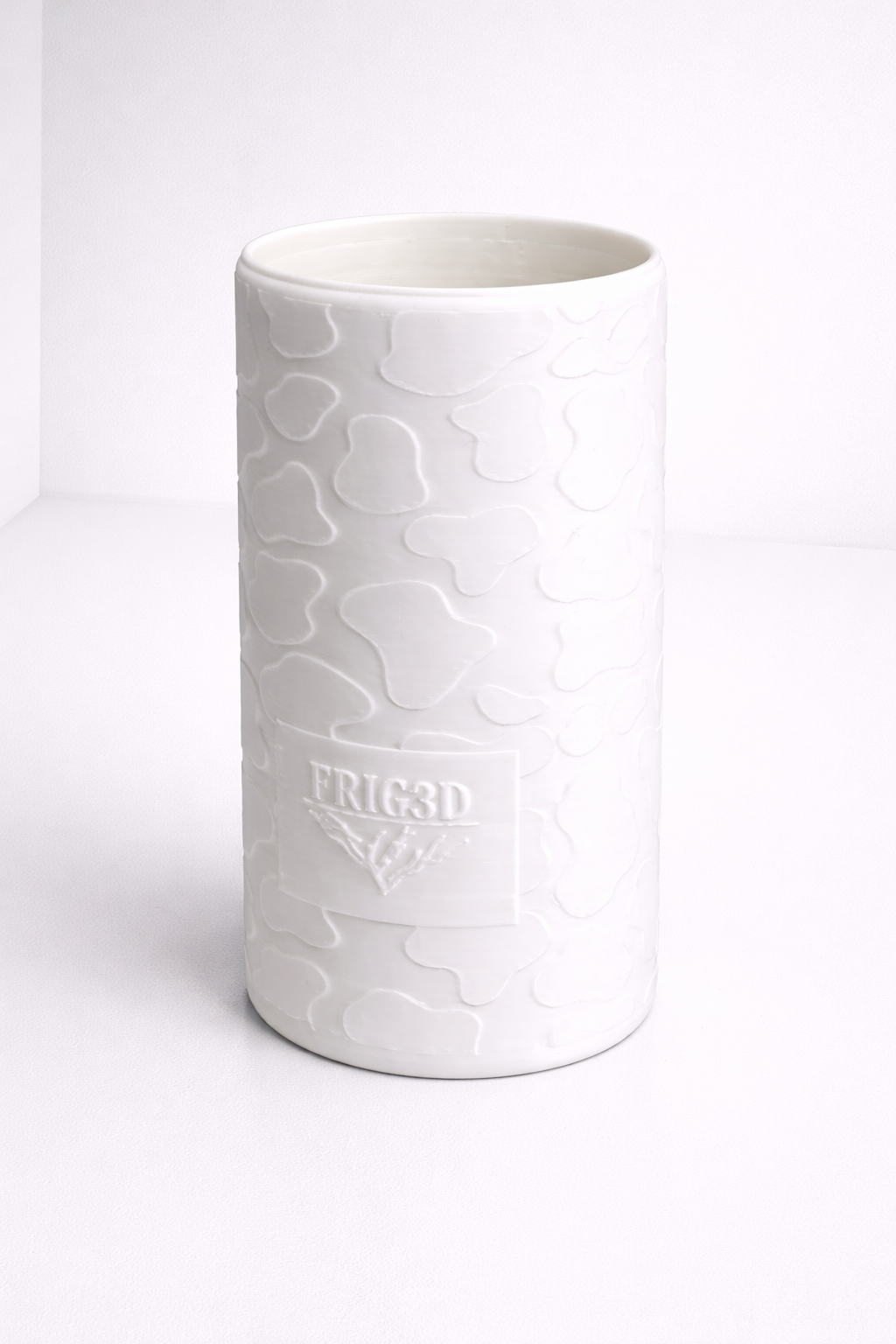 16 oz Tall Boy Can Cooler (Cow Print)