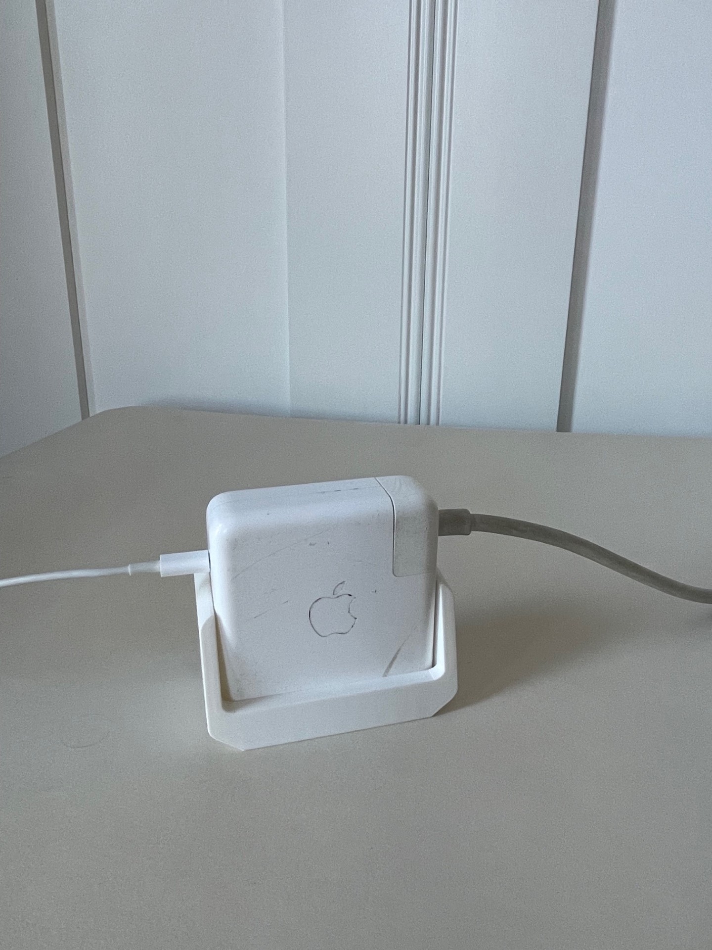 Macbook Charger Holder (61W size)