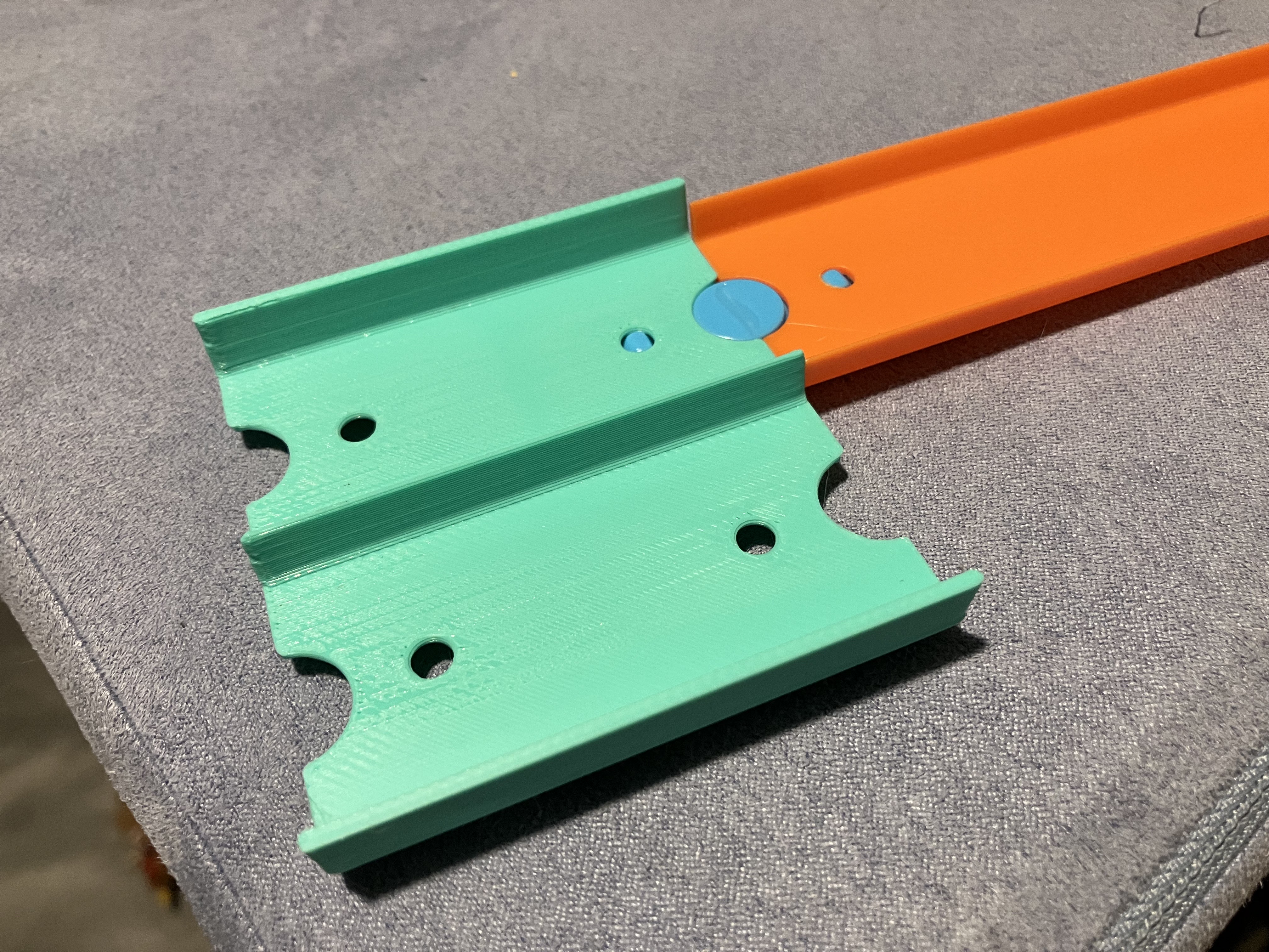 Hot Wheels Dual Lane Connector Bridge Female