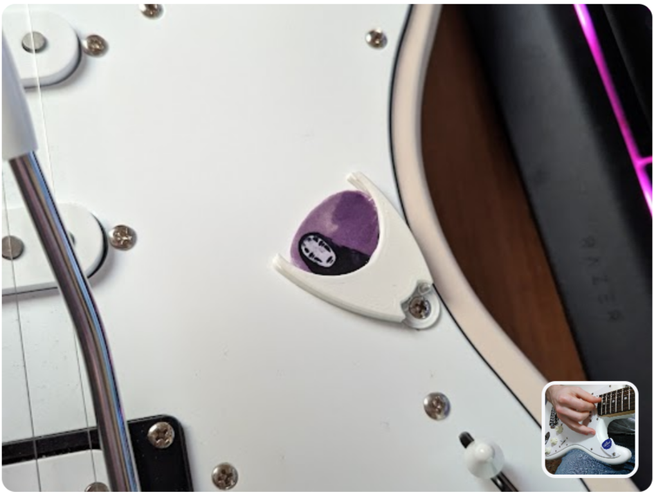 "Guitar player's (petg ⚫) pick holder"